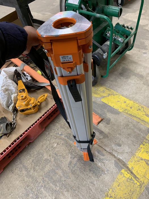 2020 LEICA Rugby 610