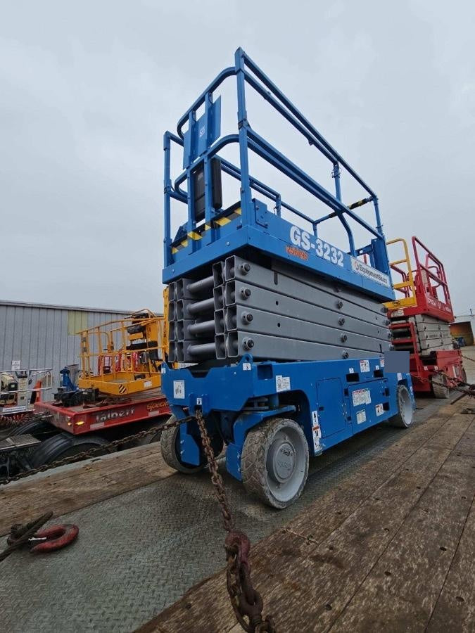 2022 GENIE GS-3232