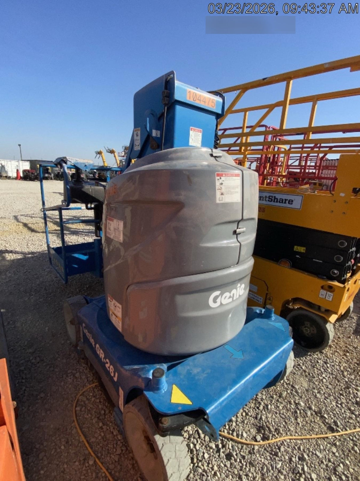 2020 GENIE GR-26J