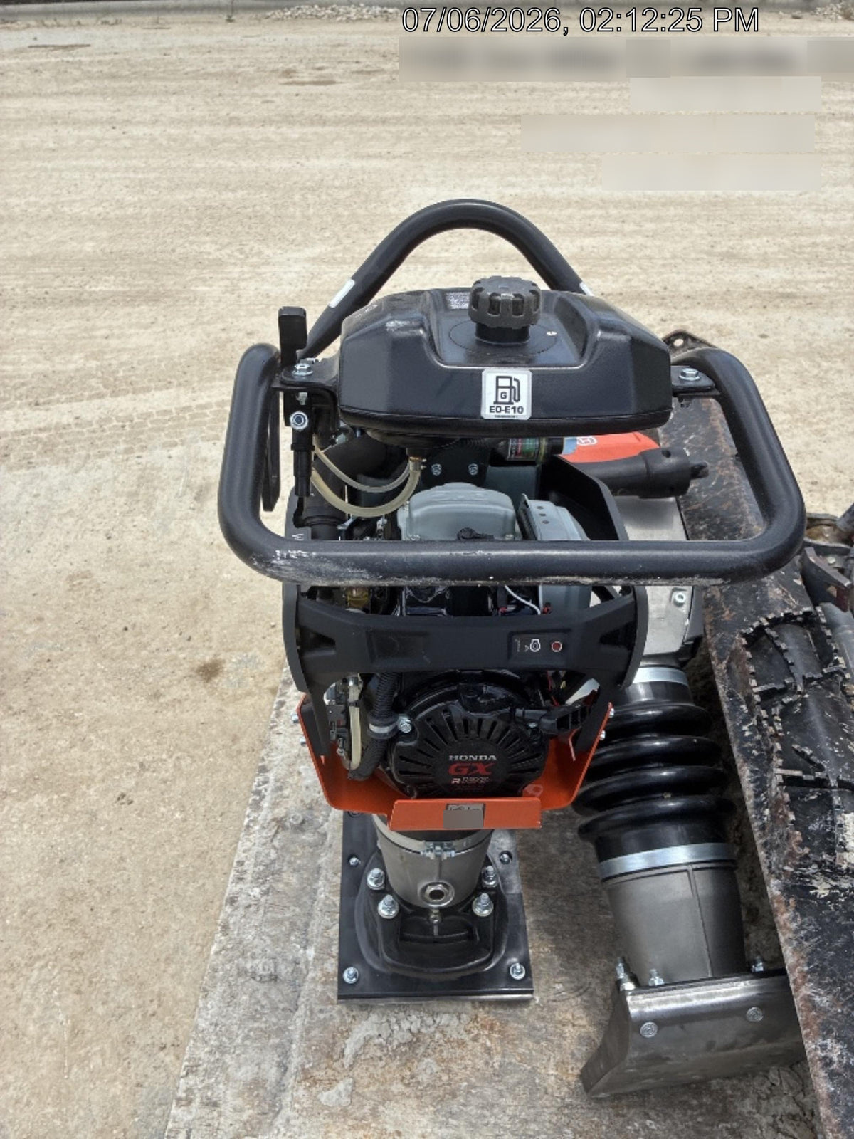 2026 HUSQVARNA LT6005