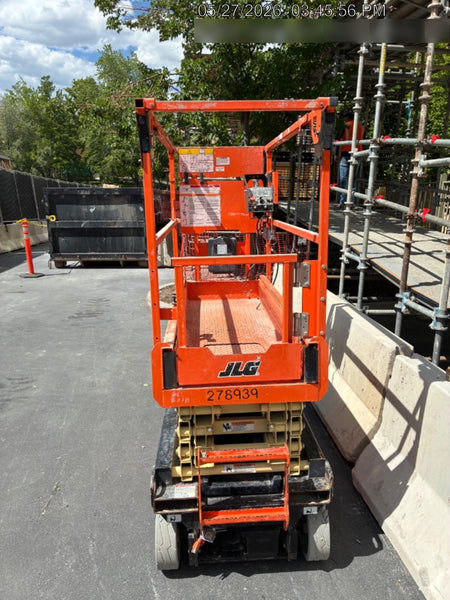 2022 JLG ES1932