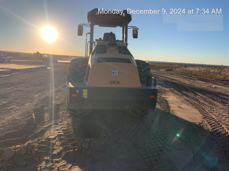 2023 CASE SV211E