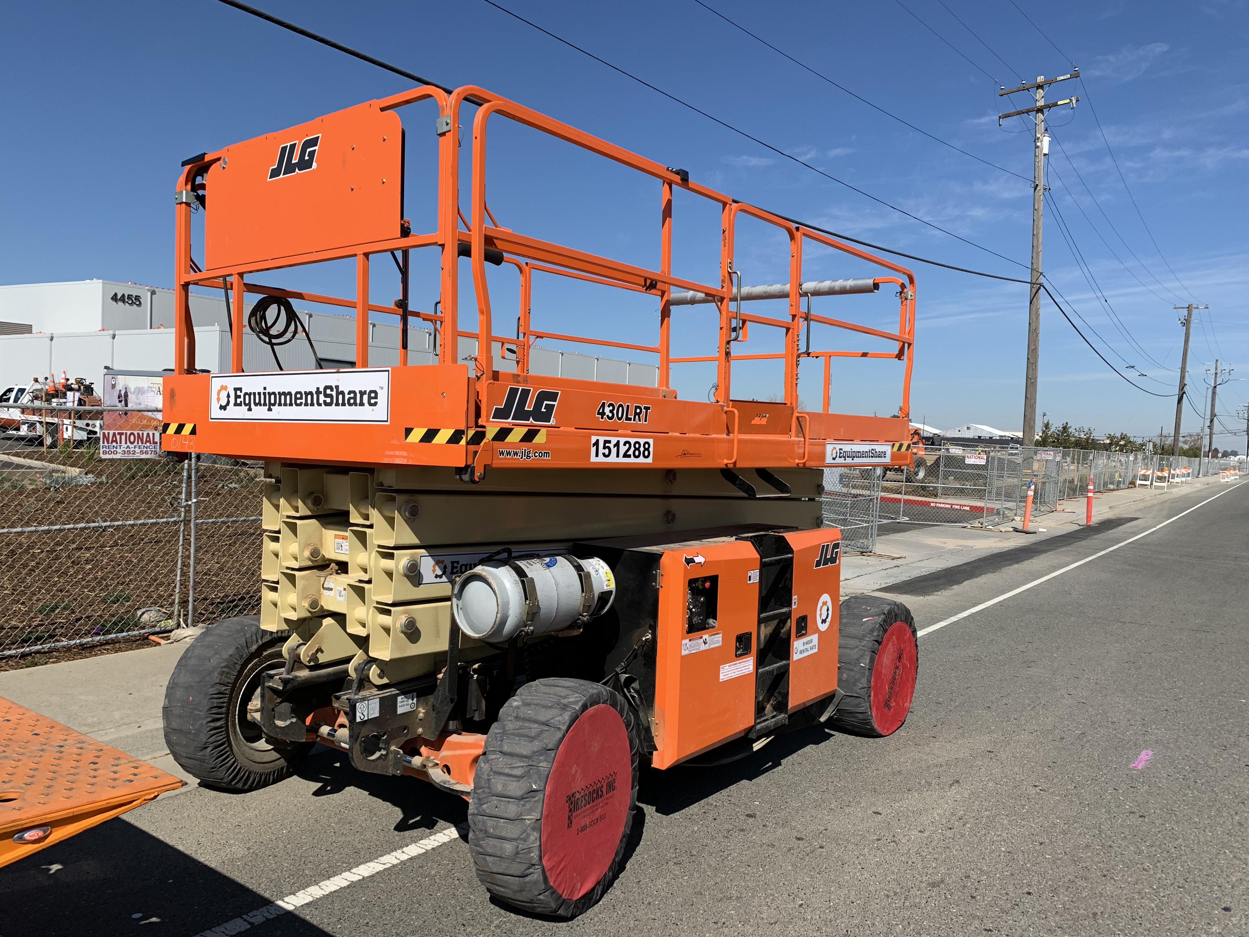 2021 JLG 430LRT