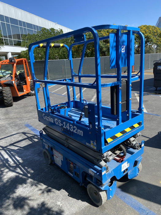 2022 Genie GS-1432 Electric Drive, SLD NM Tires, Bcn