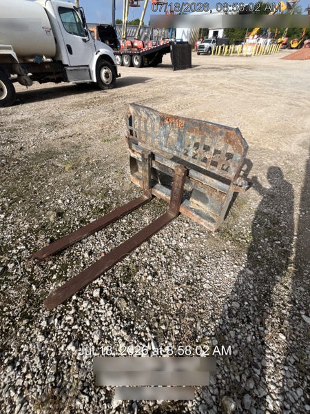 2021 PALADIN 48" Pallet Forks - Paladin