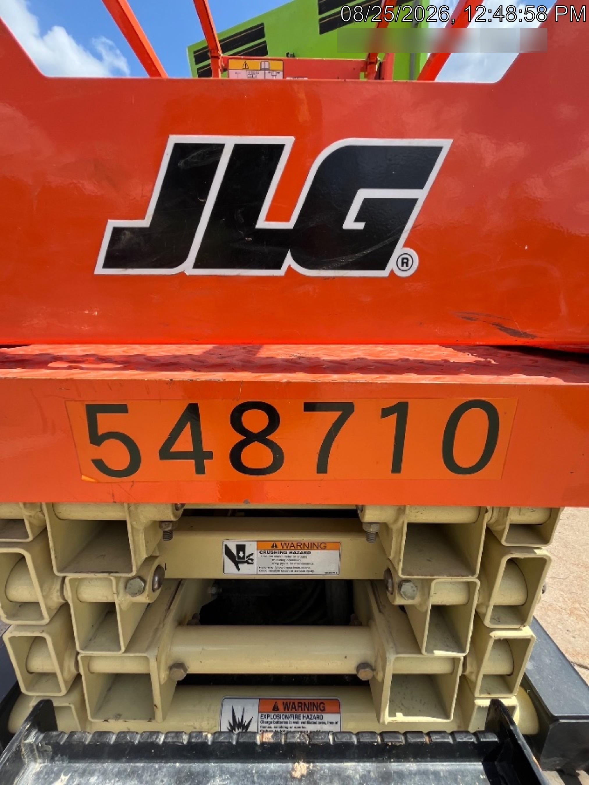 2025 JLG ES1932