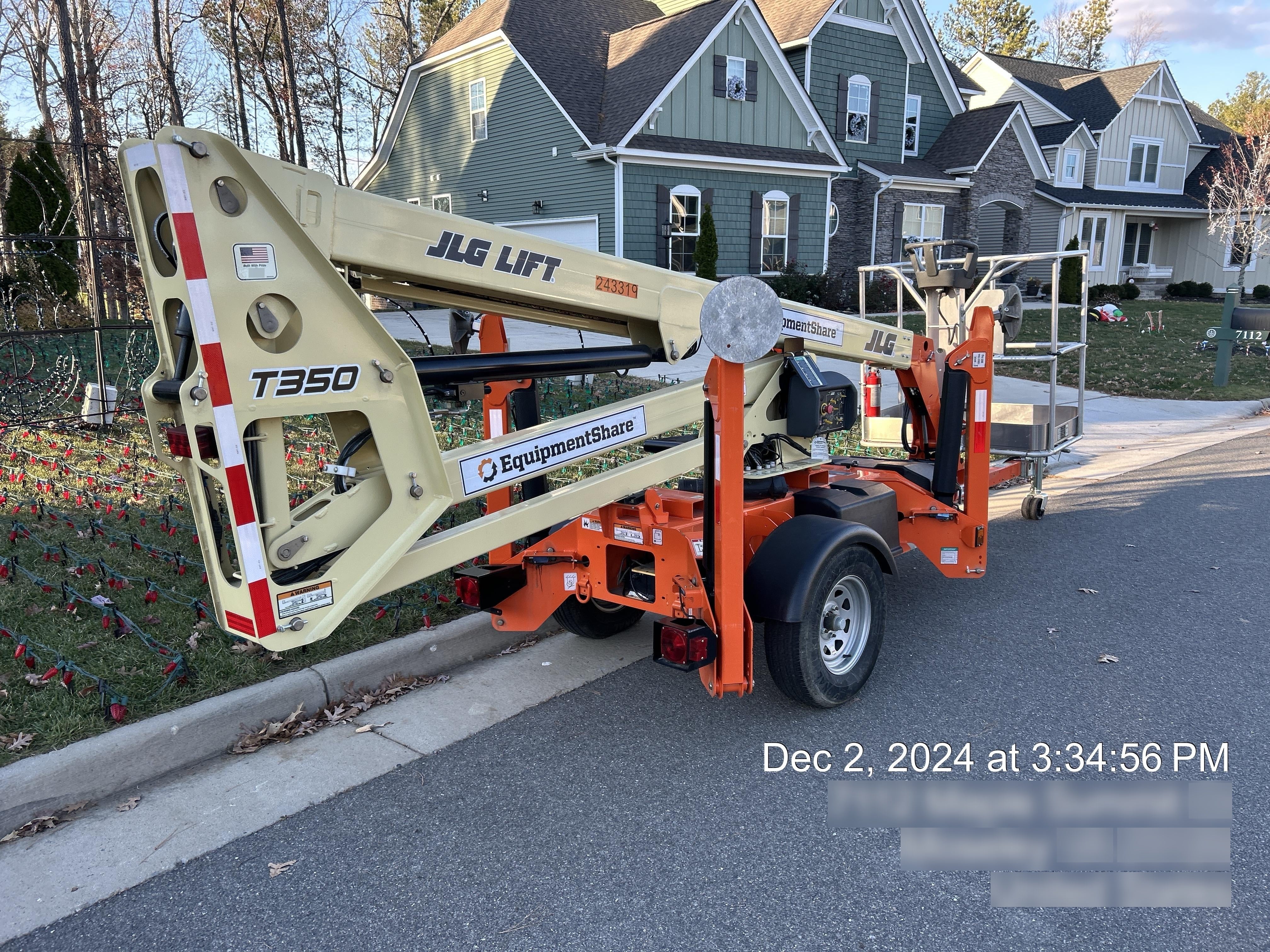 2022 JLG T350