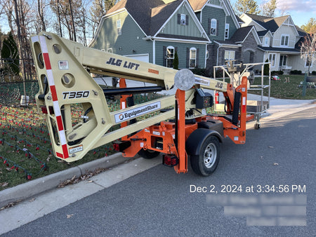 2022 JLG T350
