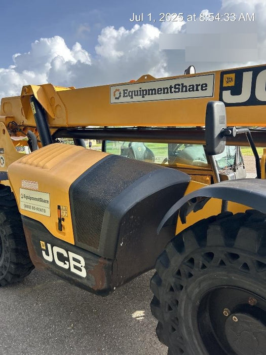 2019 JCB 509-42 Cab/Heat/Air, 74 HP, Solid Tires, STD Worklight, Beacon, Aux Hydraulics, Lifting Eye, Back up Alarm w/66" Carriage/60" Forks