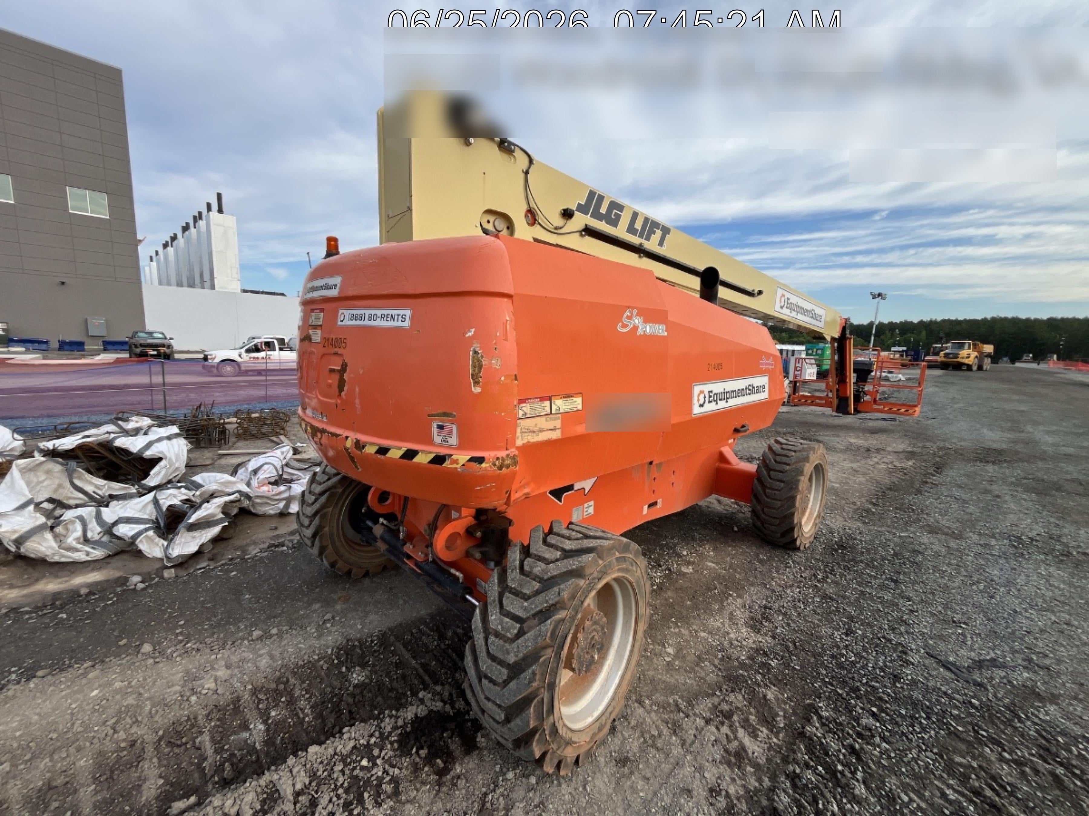 2022 JLG 860SJ