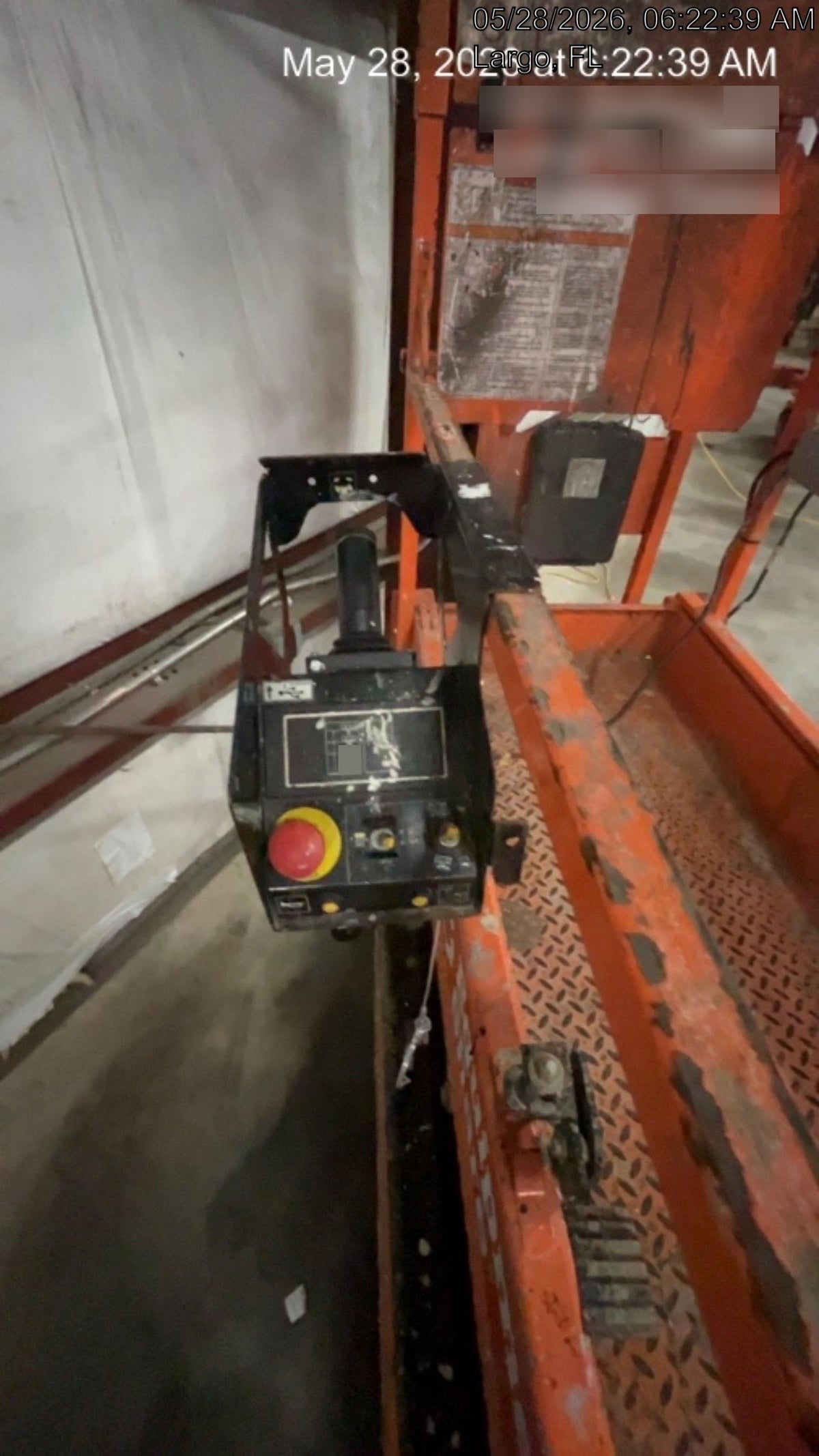 2023 JLG ES1932