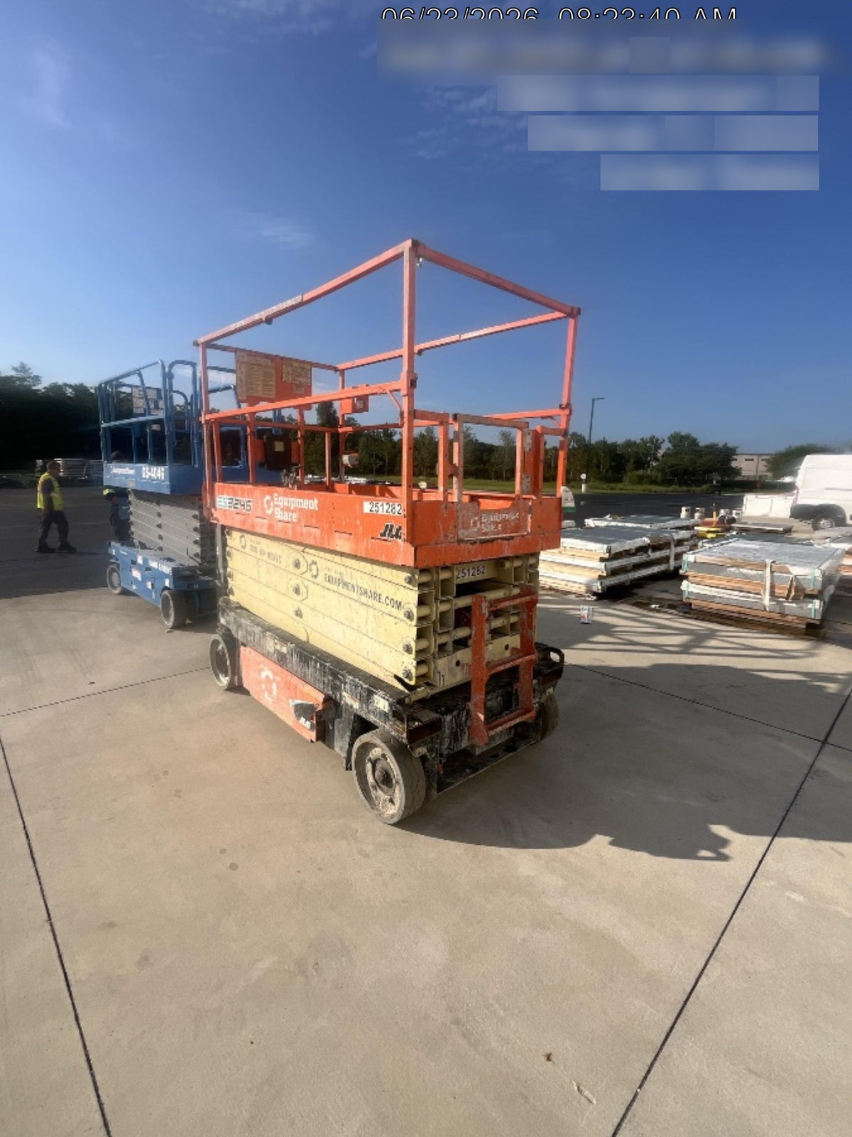 2022 JLG ES3246