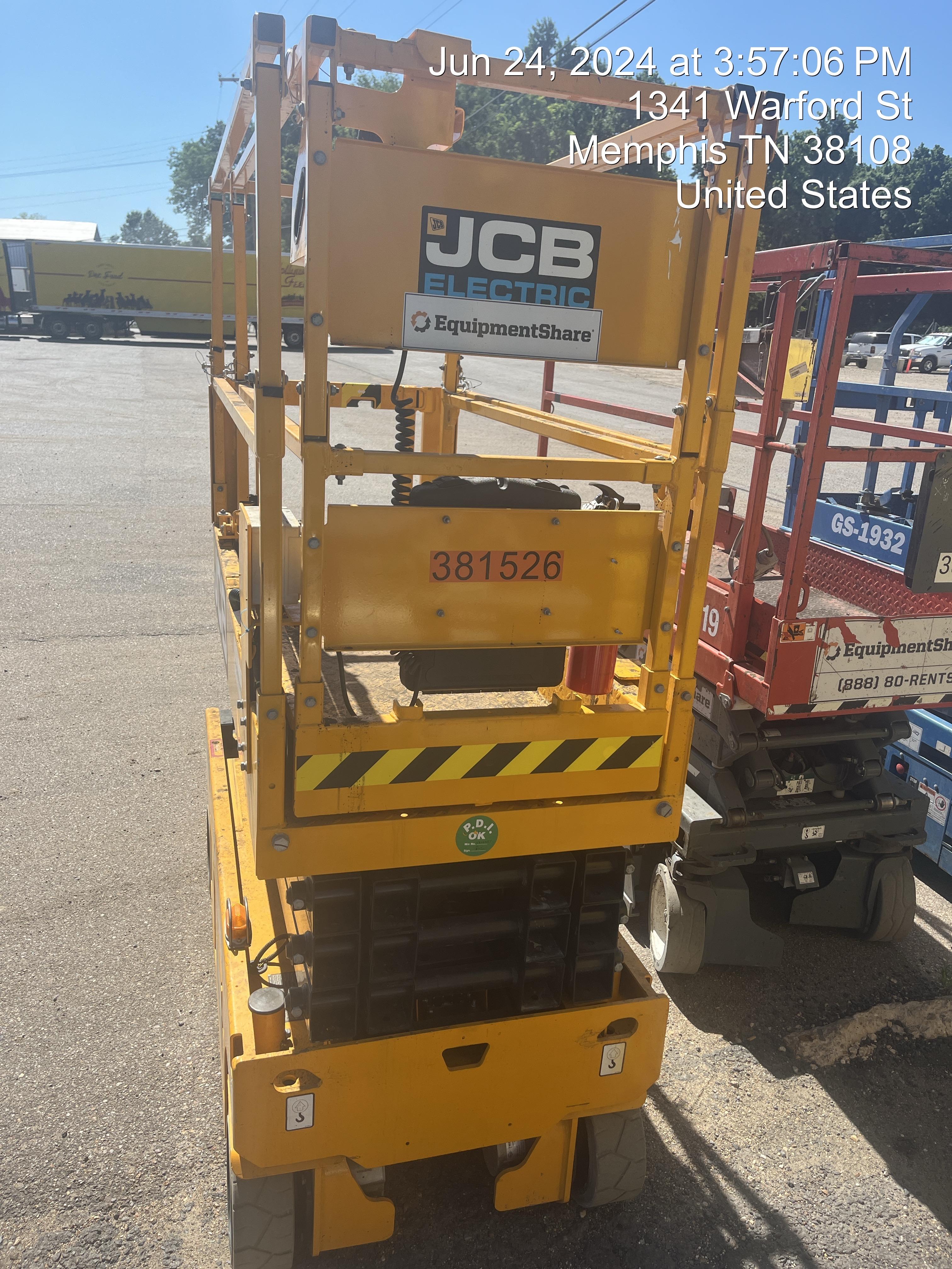 2024 JCB S1932E