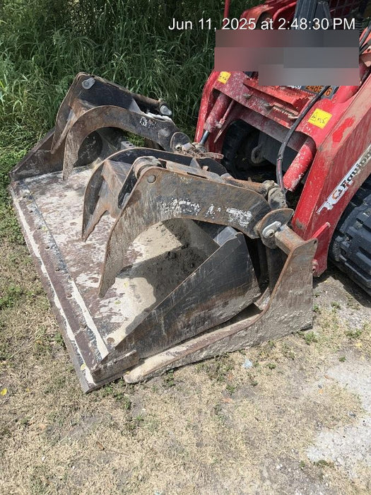 2018 PALADIN 76" Scrap Grapple Bucket - Paladin