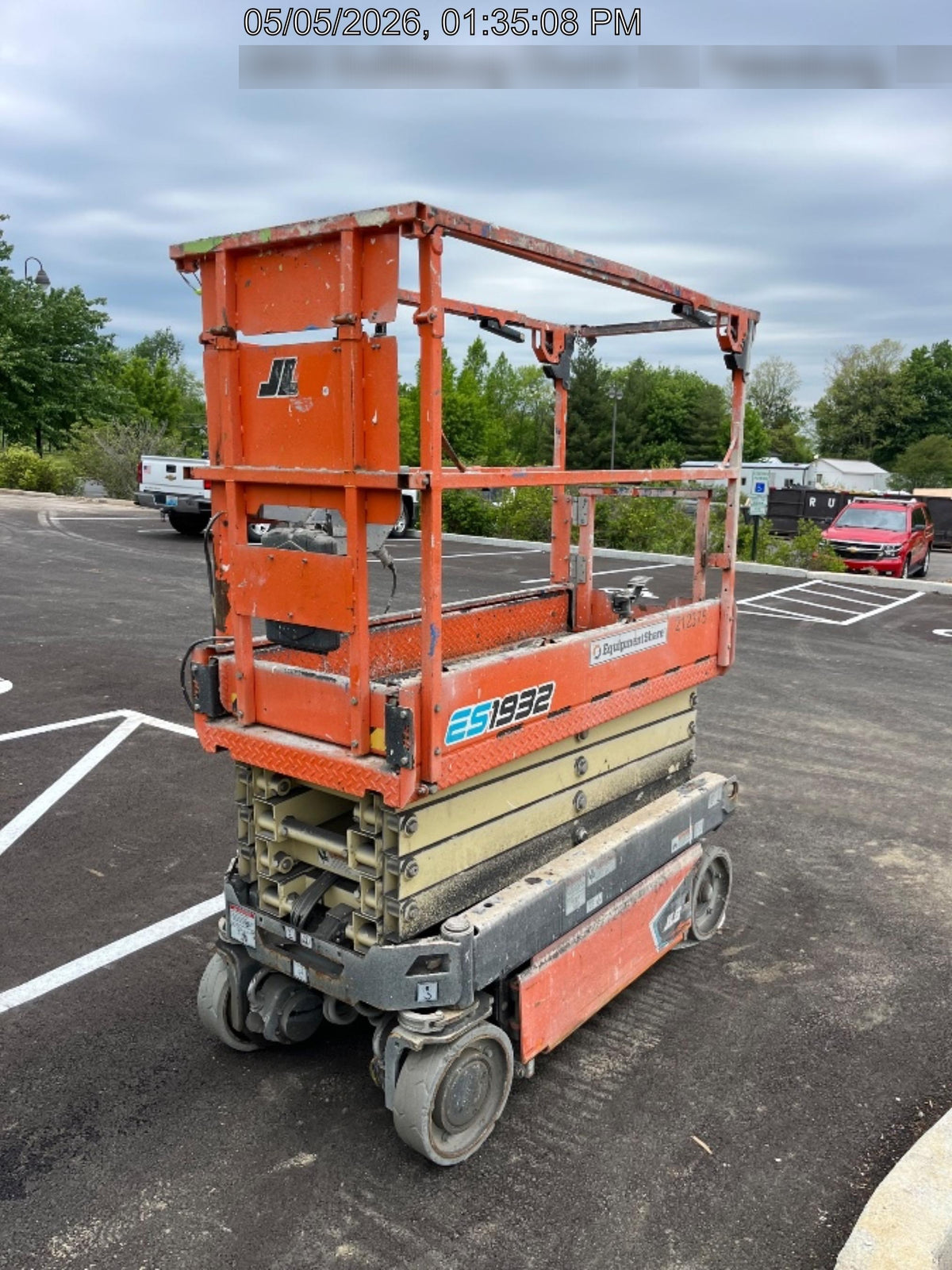 2022 JLG ES1932