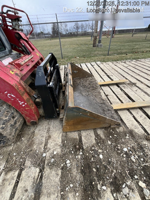 2025 ARROW MATERIAL HANDLING 24" Pallet Fork Frame