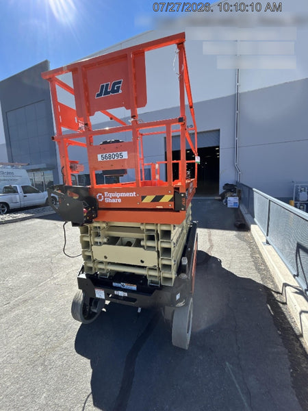 2025 JLG ES3246