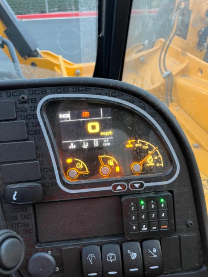 2025 JCB 512-56