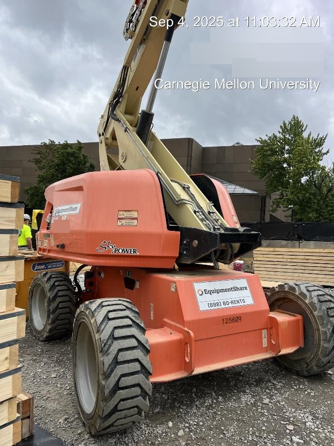 2021 JLG 660SJ