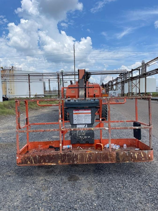 2019 JLG 800AJ