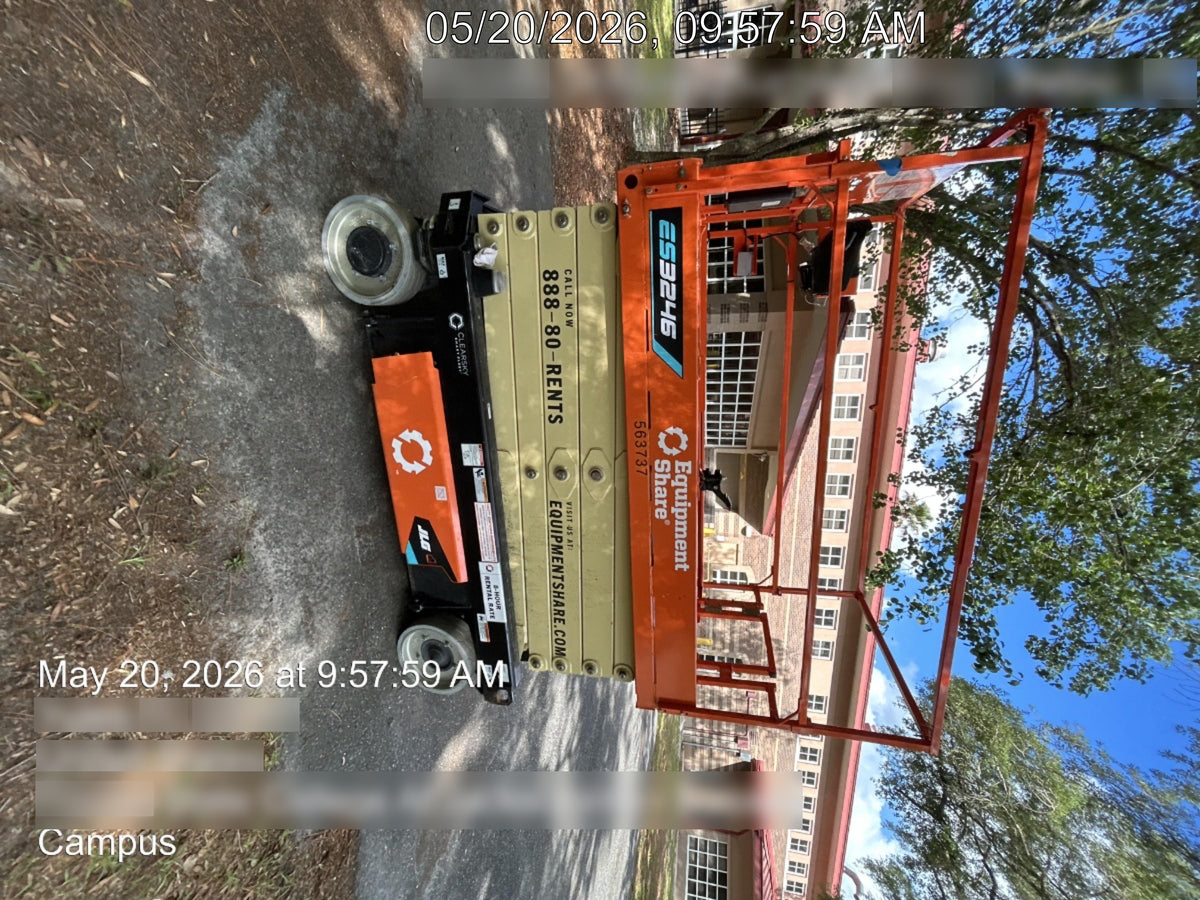 2025 JLG ES3246