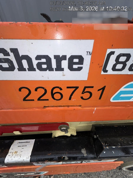 2022 JLG ES1330L