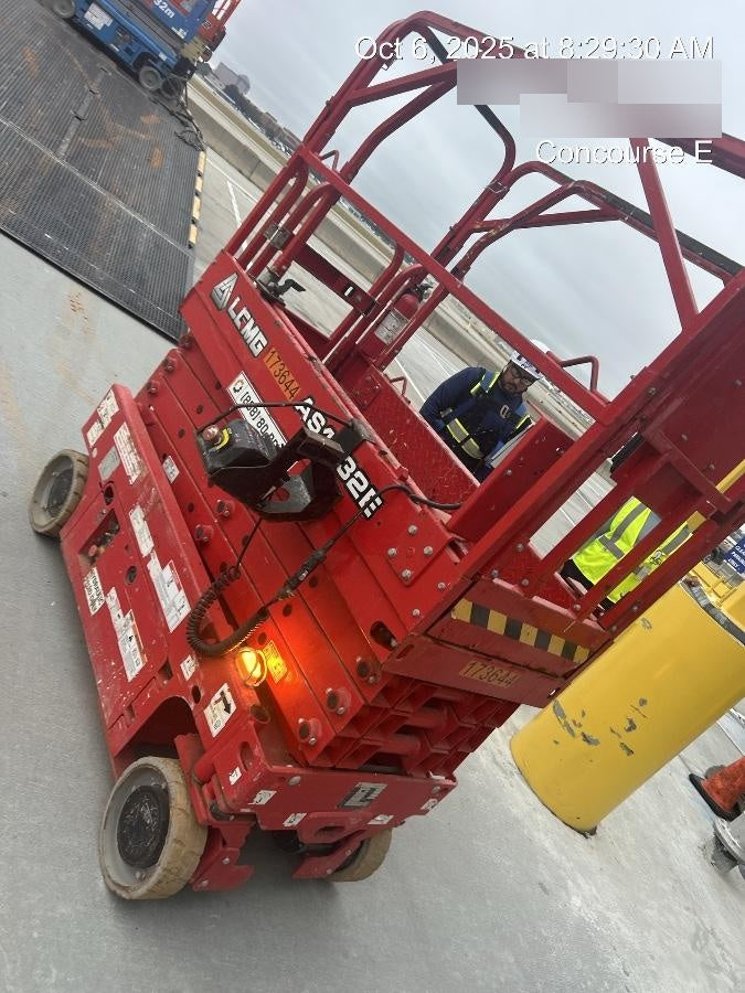 2021 Lgmg AS1932E Electric Drive, Solid Non Marking Tires, Dual Beacons