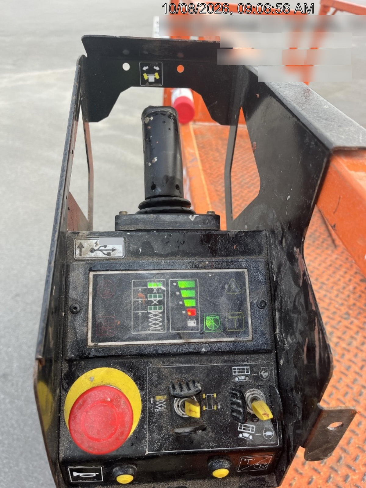 2022 JLG ES2632