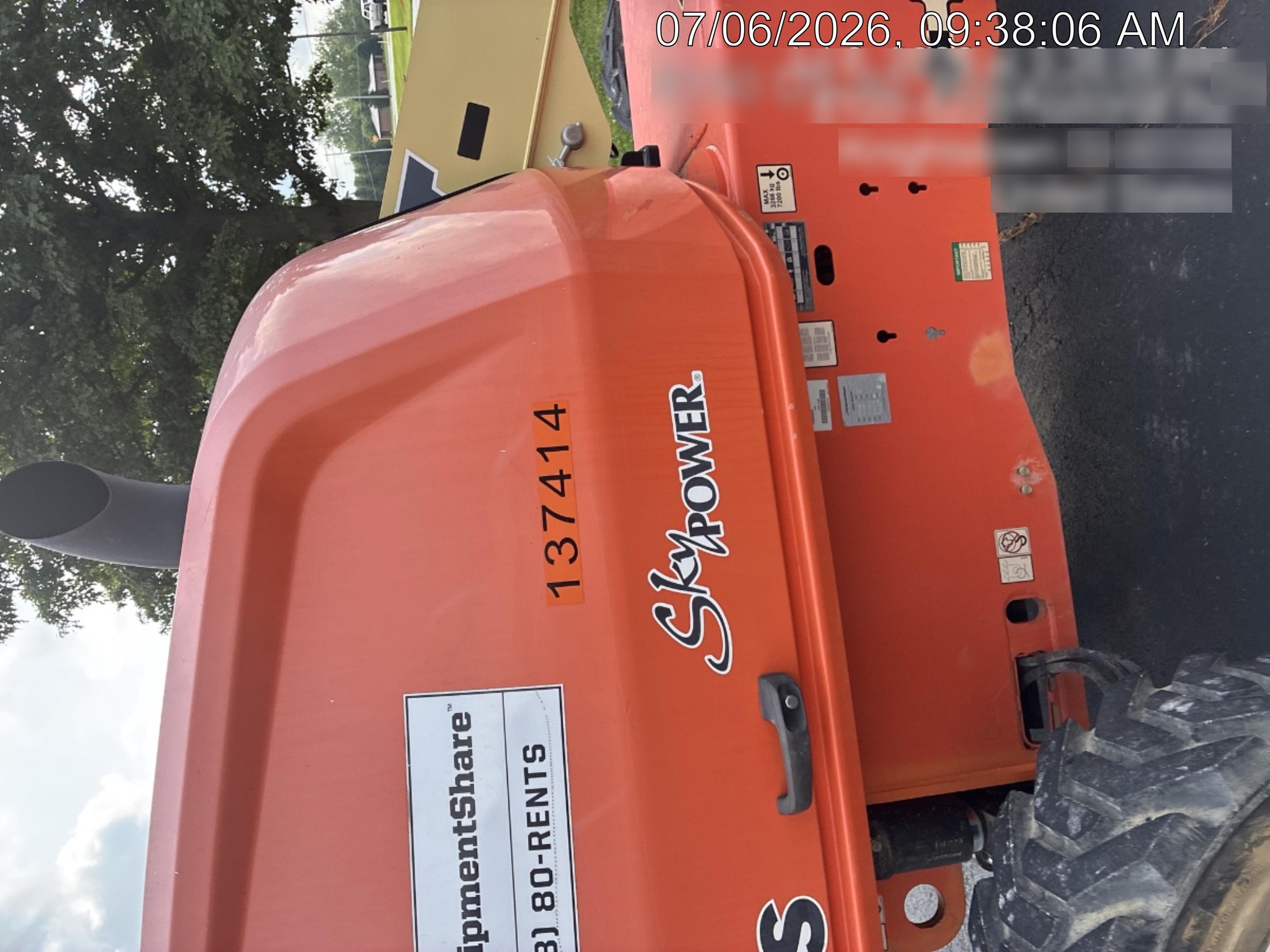 2021 JLG 400S