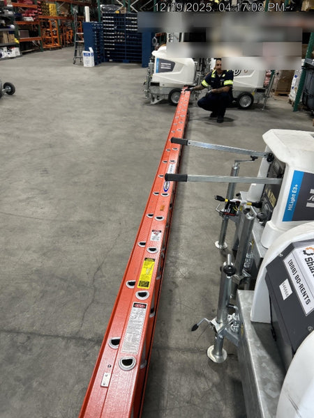 2025 WERNER D6240-2