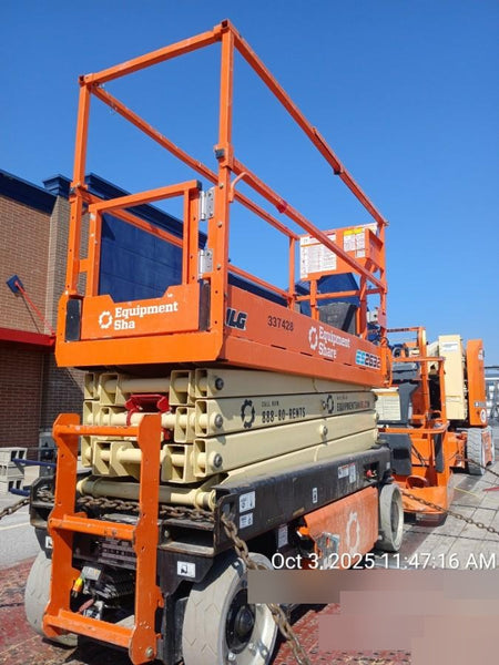 2023 JLG ES2632