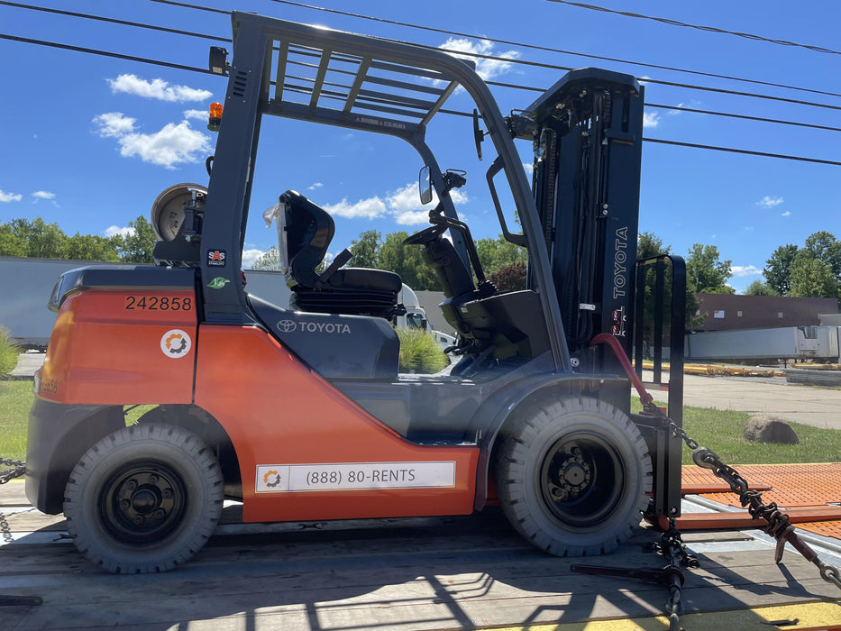 2022 TOYOTA 50-8FGU25