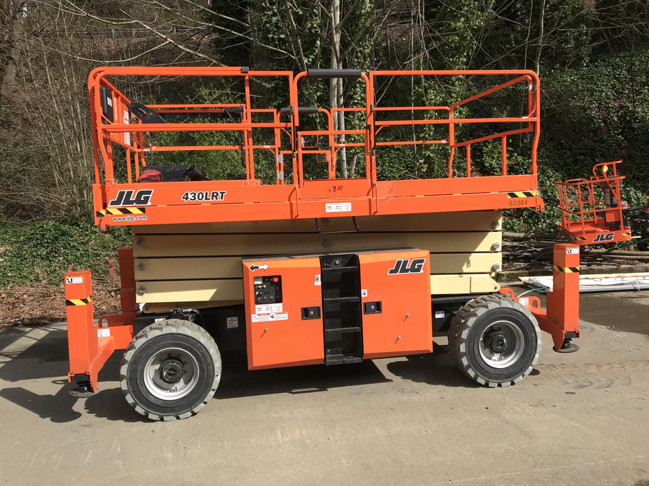 2020 JLG 430LRT