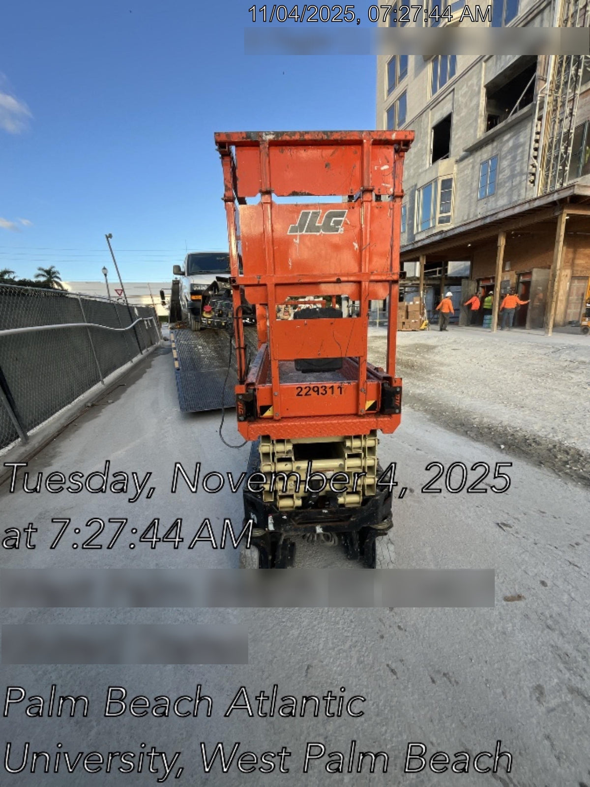 2022 JLG ES1932