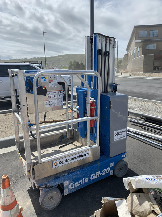 2021 GENIE GR-20