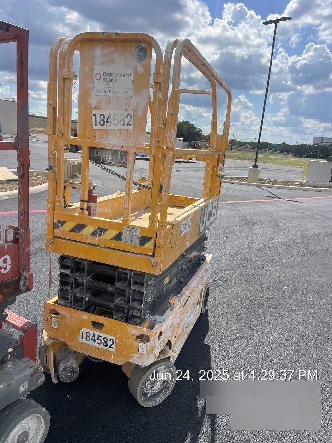 2021 JCB S1930E