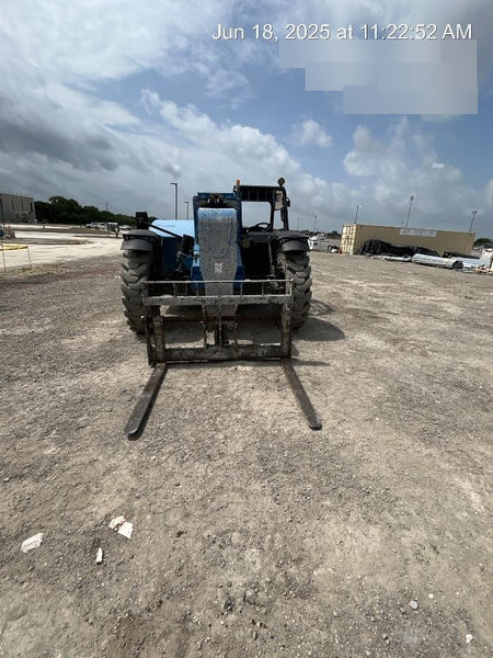 2018 Genie GTH-844 Genie GTH-844 w/Open ROPS, Solid Tires, beacon/work lights, 60" carriage/forks