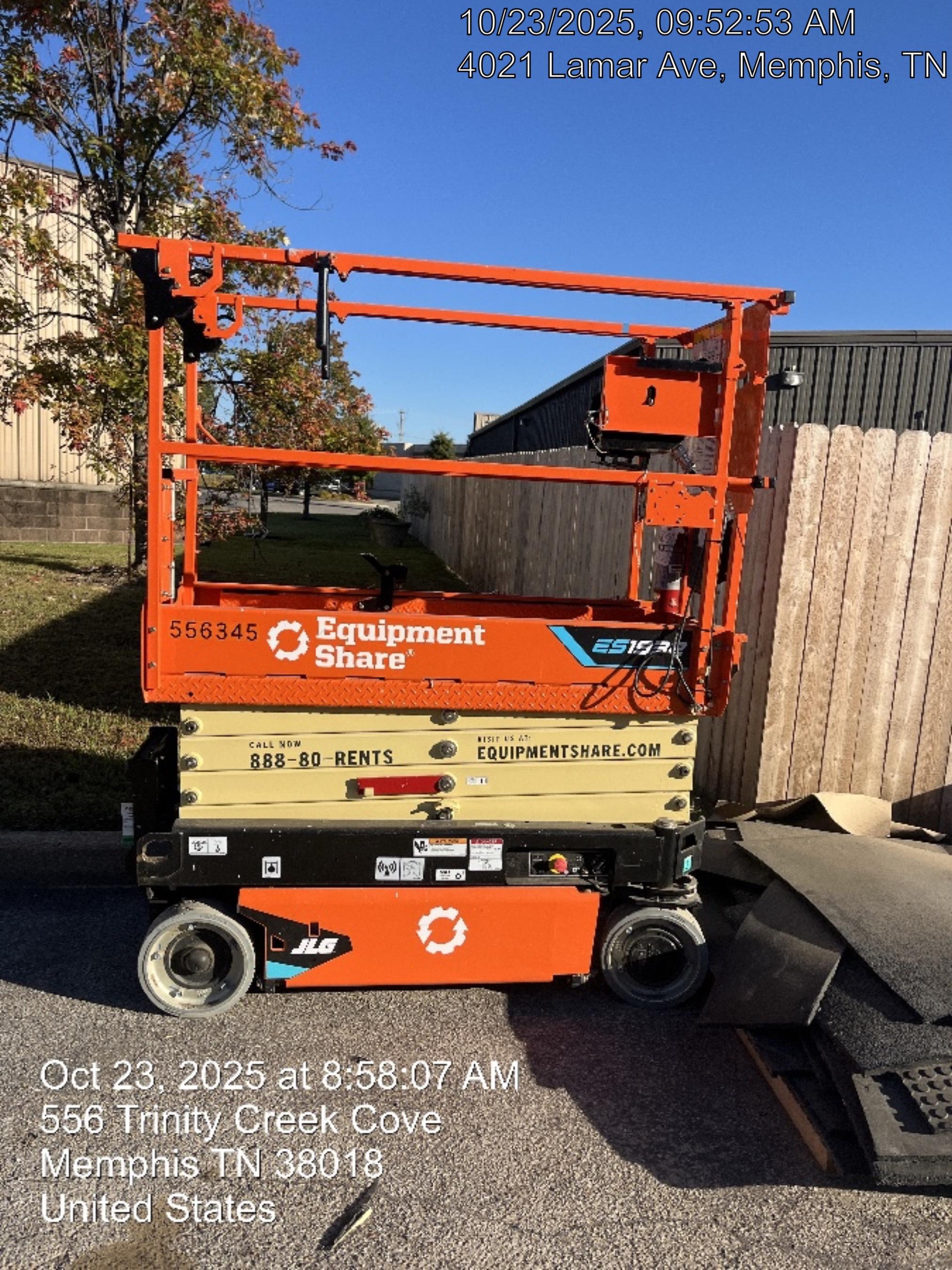 2025 JLG ES1932