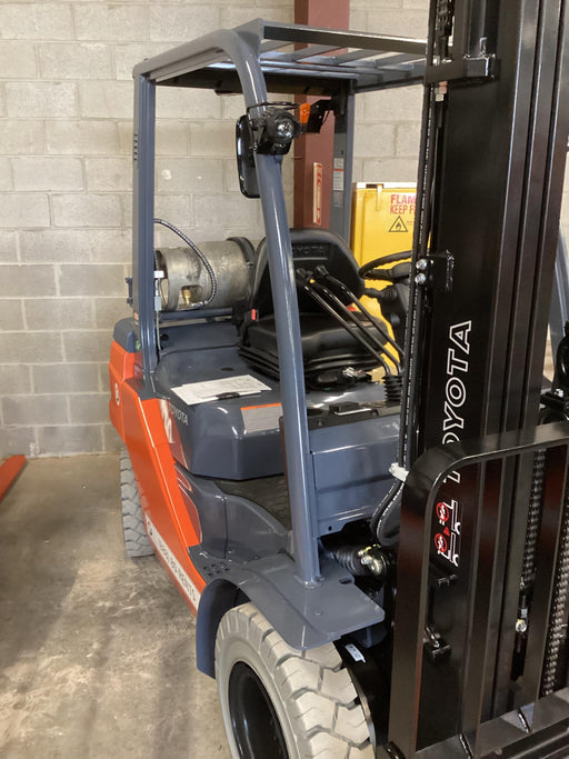 2022 TOYOTA 50-8FGU25