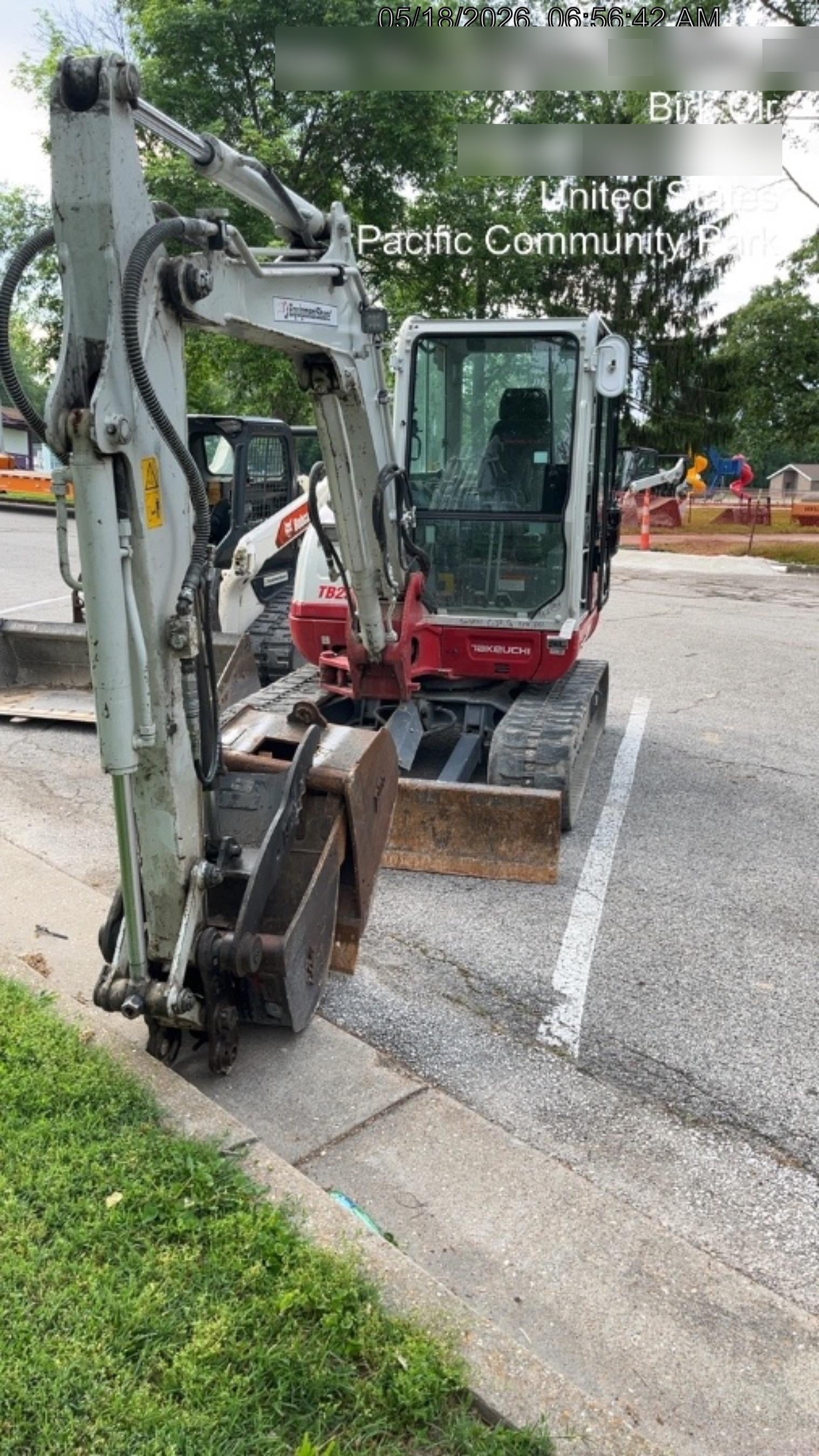 2024 TAKEUCHI TB250-2CR