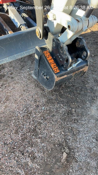 2025 TAKEUCHI 18" HD Bucket - Takeuchi