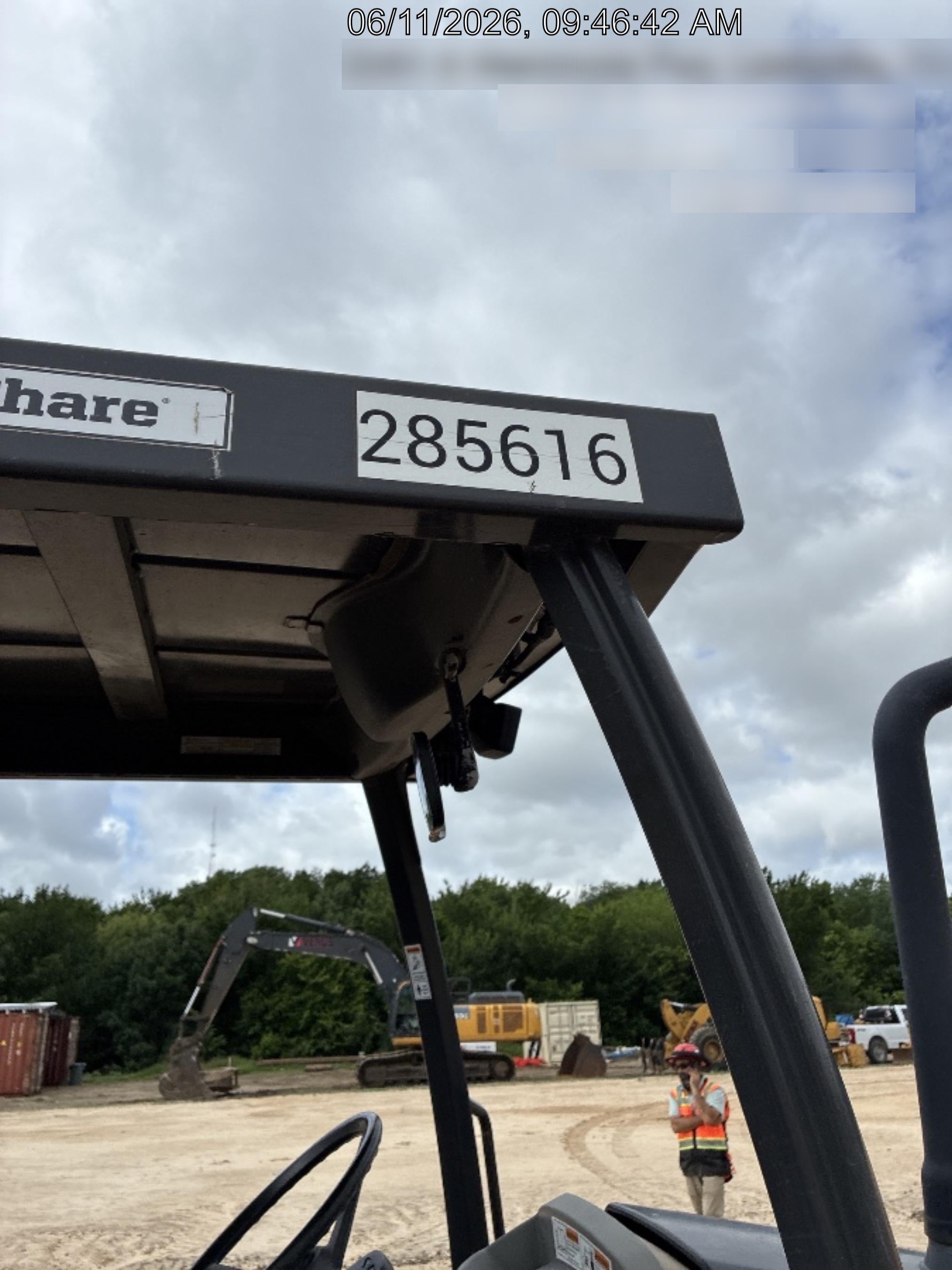 2023 CASE 570N EP