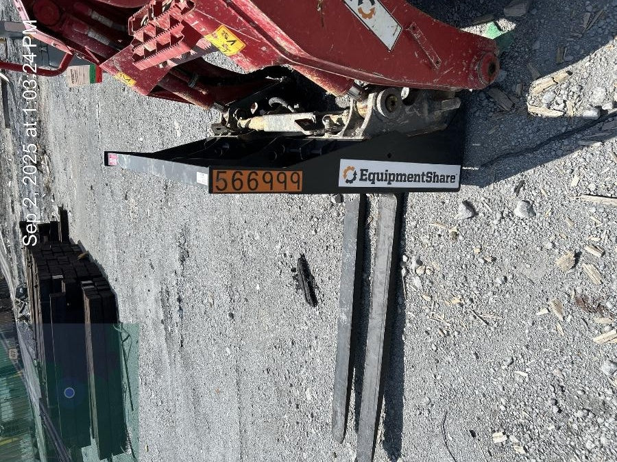 2025 ARROW MATERIAL HANDLING 48" Pallet Forks - Arrow