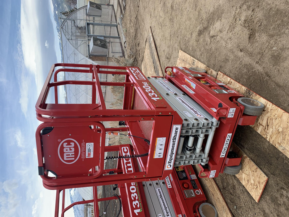 2020 MEC 1330SE Solid NM Tires, Steel Swing out Doors, LCS, Beacon, 900W Inverter