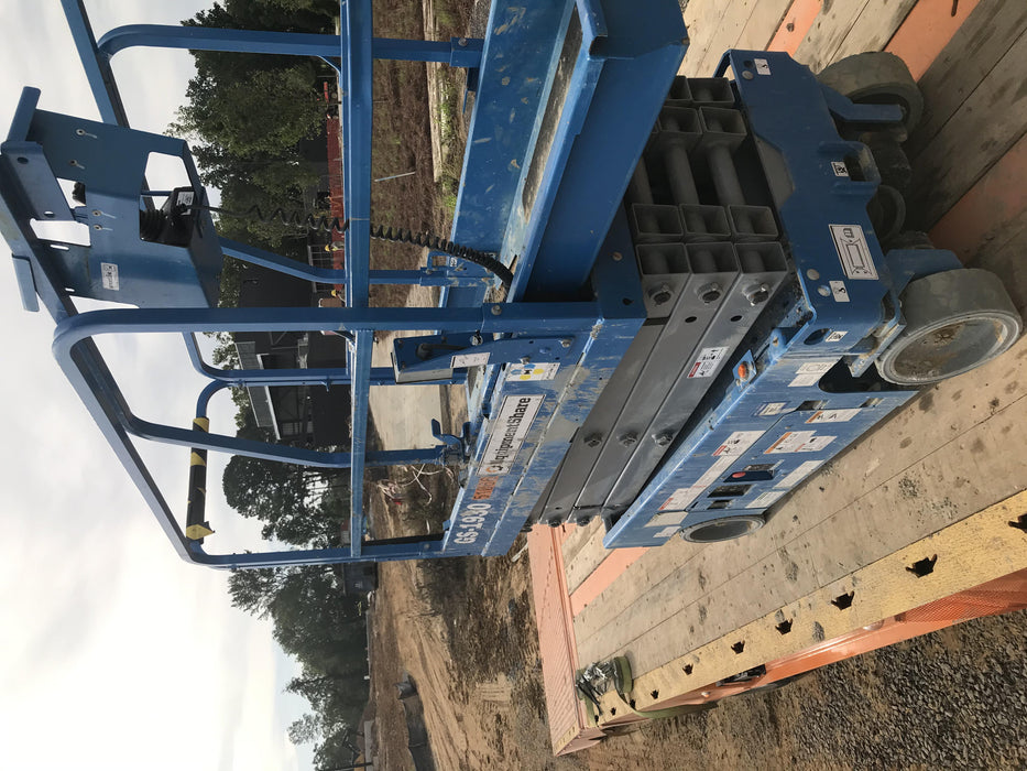 2019 Genie GS-1930 Fixed Rails with Chain Entry