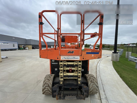 2022 JLG ERT4069