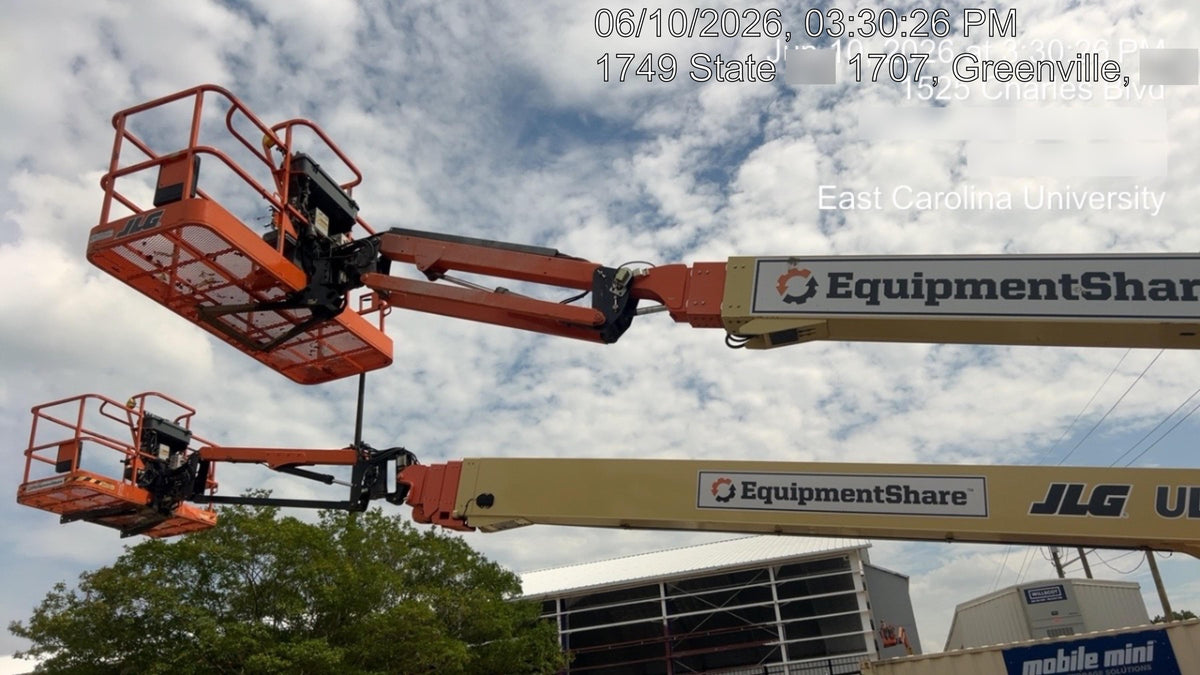 2021 JLG 660SJ