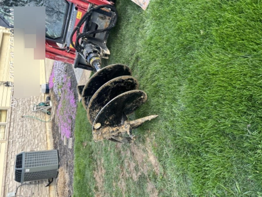 2023 AUGER TORQUE 3300-30