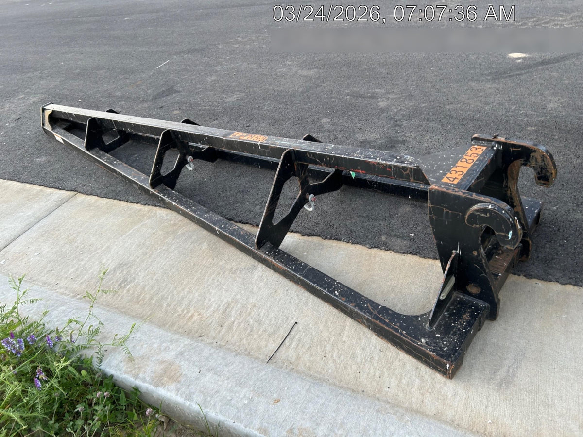2024 JLG 1001275853