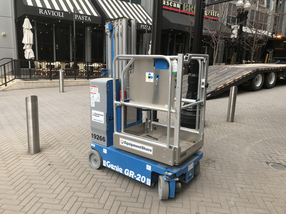 2018 GENIE GR-20